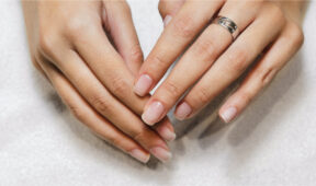 Догляд за нігтями  image